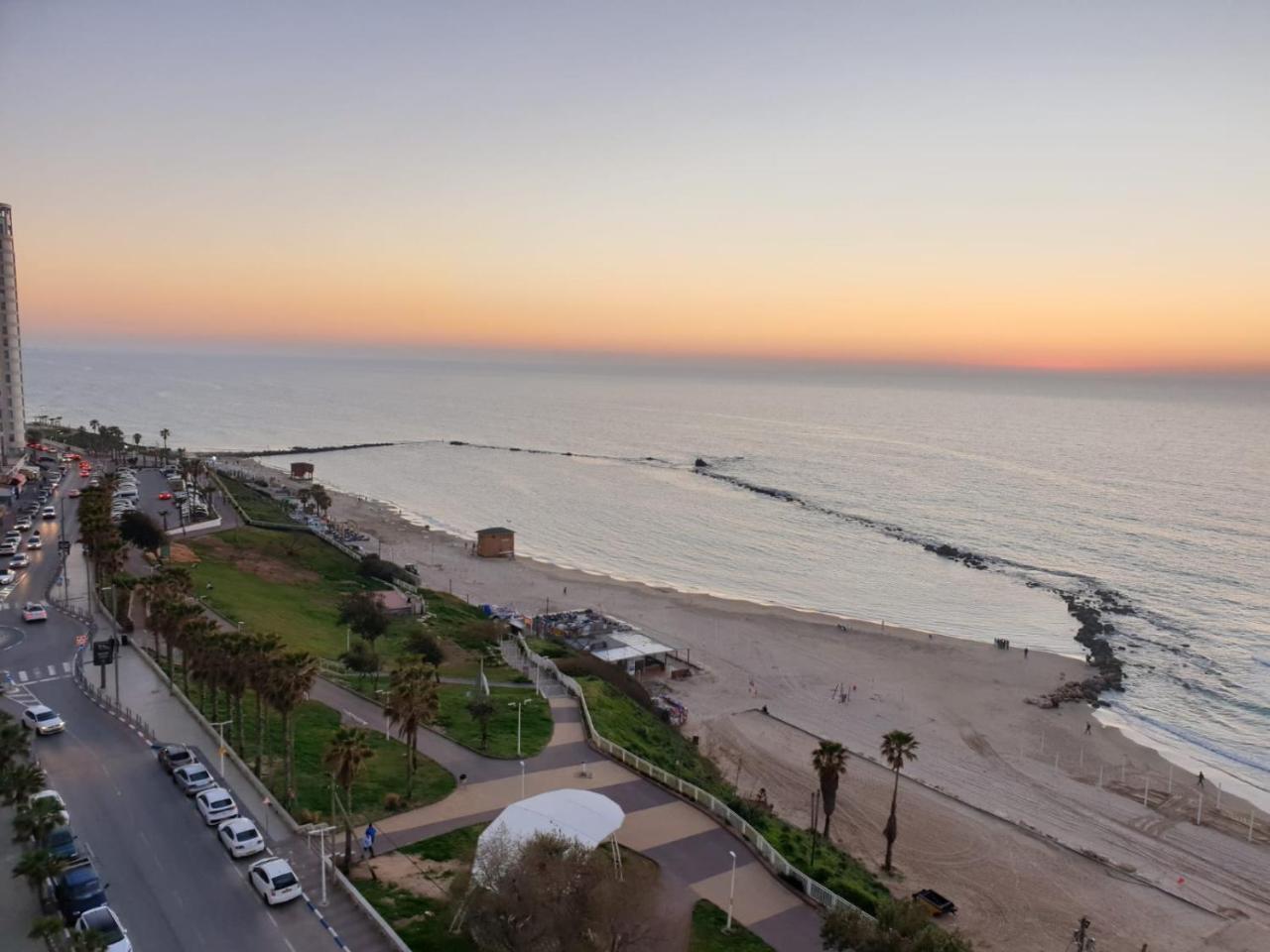 Spat Beach Bat Yam Eksteriør bilde